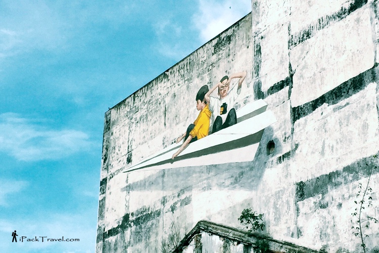 "Art of OldTown" Mural: Paper Plane