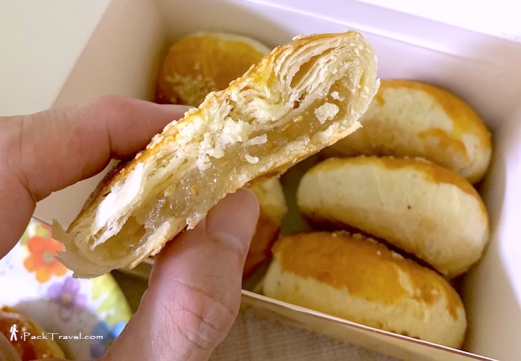 Ming Ang Confectionery (明安特产专卖店): Wife Biscuits (老婆饼)