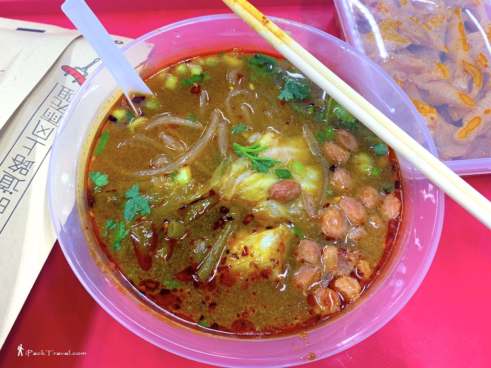 Old Chengdu Sichuan Braised Delights (老成都秘制卤味): Chongqing Sour-Spicy Noodle (重庆酸辣粉)