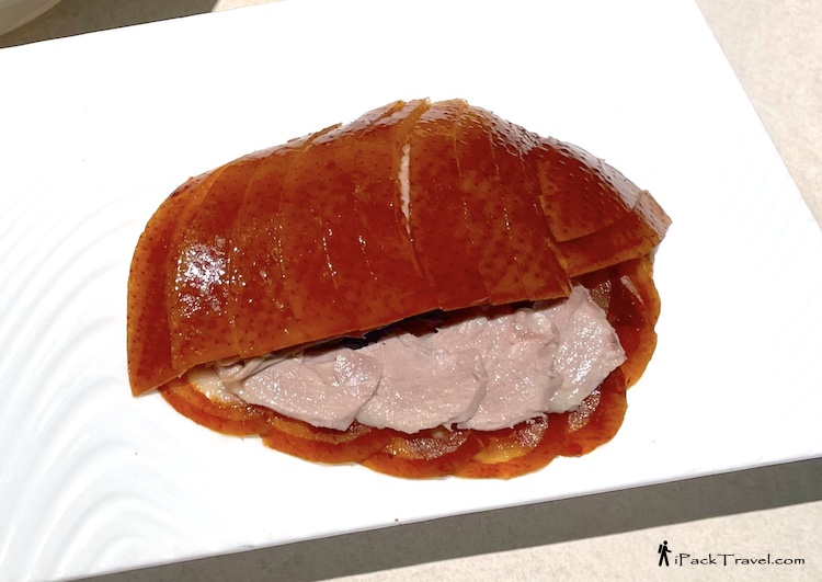 Da Dong Roast Duck (大董烤鸭.董烧鸭): Carved duck meat with crisp skin