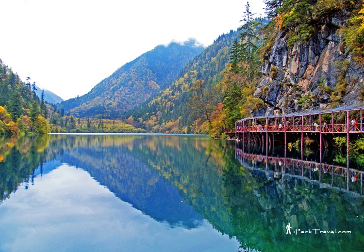 Jiuzhai Valley (九寨沟): Panda Lake (熊猫海)