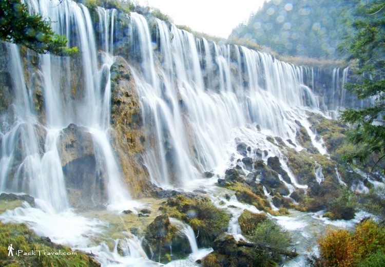 Jiuzhai Valley (九寨沟): Nuorilang Waterfall (诺日朗瀑布)
