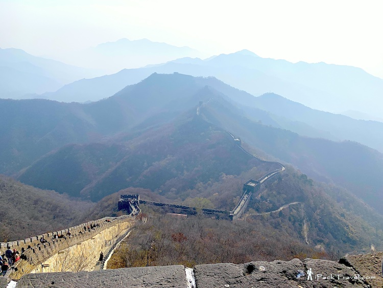 Mutianyu Great Wall (慕田峪长城): Wide view of Mutianyu Great Wall