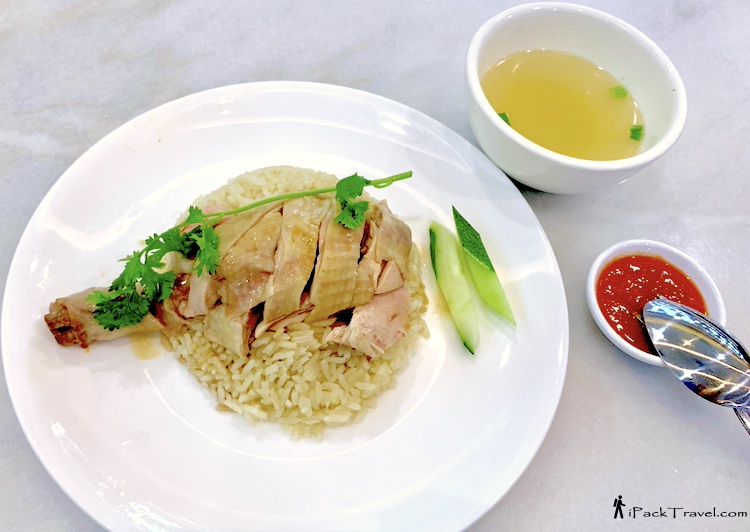 Empurau Kopitiam (忘不了.南洋咖啡店): Poached Chicken Drumstick Bento (白鸡腿便当饭)