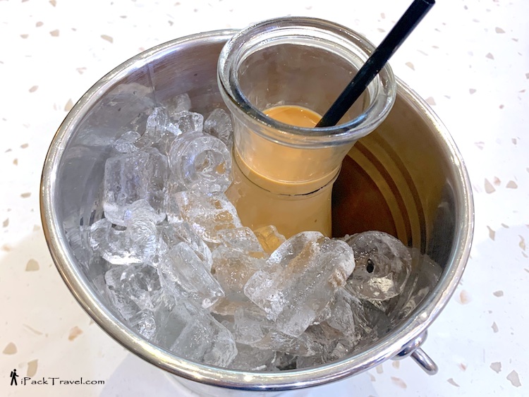 Jordan Hong Kong Restaurant (佐敦冰室): Signature Ice Bucket HK Milk Tea (招牌冰镇奶茶)