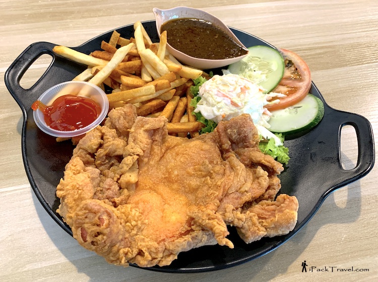 Kopilicious: Black pepper sauce chicken chop