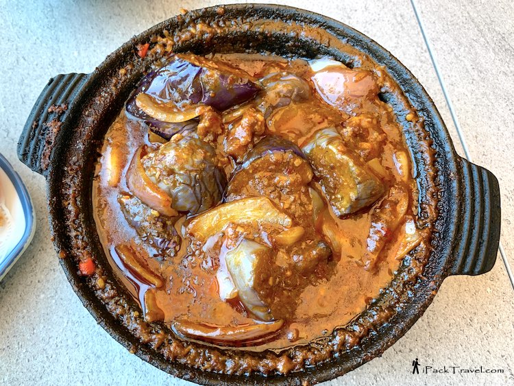 Lau Wang Claypot Delights (老王砂煲): Eggplant with Minced Meat (砂锅肉碎茄子)