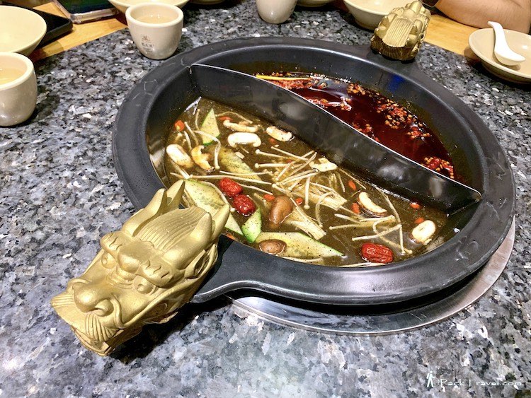 Shu Da Xia Hotpot (蜀大侠火锅): Hotpot with 2 broths