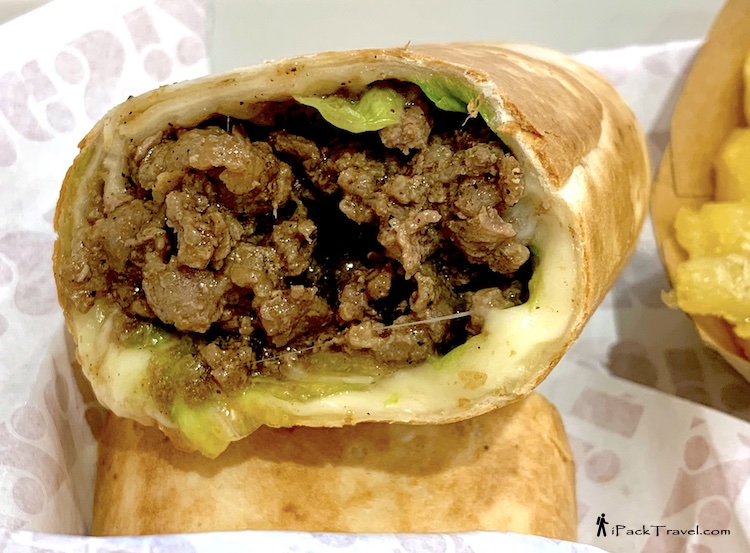 Sizzling Black Pepper Wrap (喜滋滋): Signature Black Pepper Beef Wrap (黑胡椒肉卷)