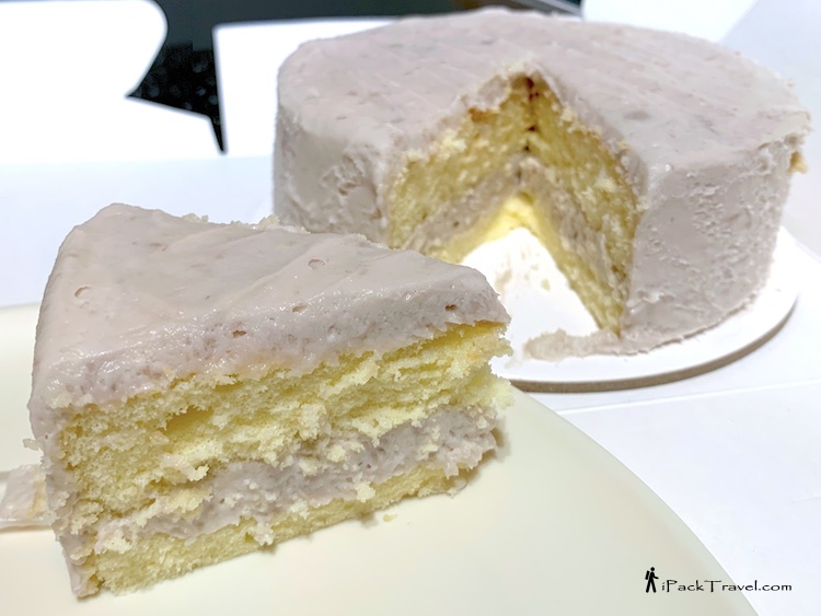 Uncle Lee's Confectionery (李叔叔面包西果店): Yam Cake