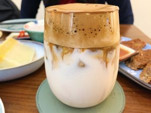 Coffee Story: Hand-Beaten / Dalgona Coffee (手打咖啡)