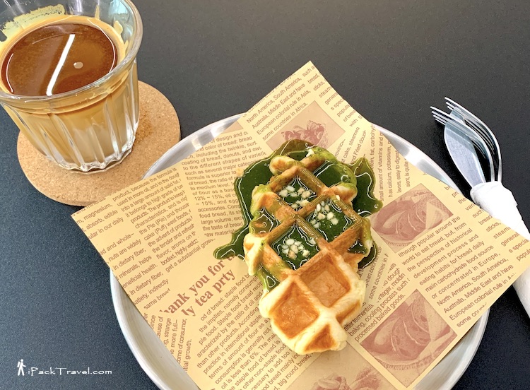 Yara Yara Cafe: Matcha croffle