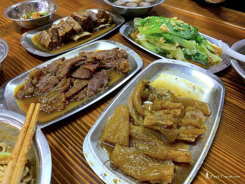 A-Quan Beef Restaurant (阿泉全牛馆): Dry-Cut Beef (干切牛肉) and Dry-Cut Beef Tendons (干切牛筋)