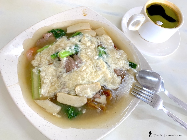 Restoran Hua Mui: Signature Wat Dan Hor with Beef (招牌滑蛋河)
