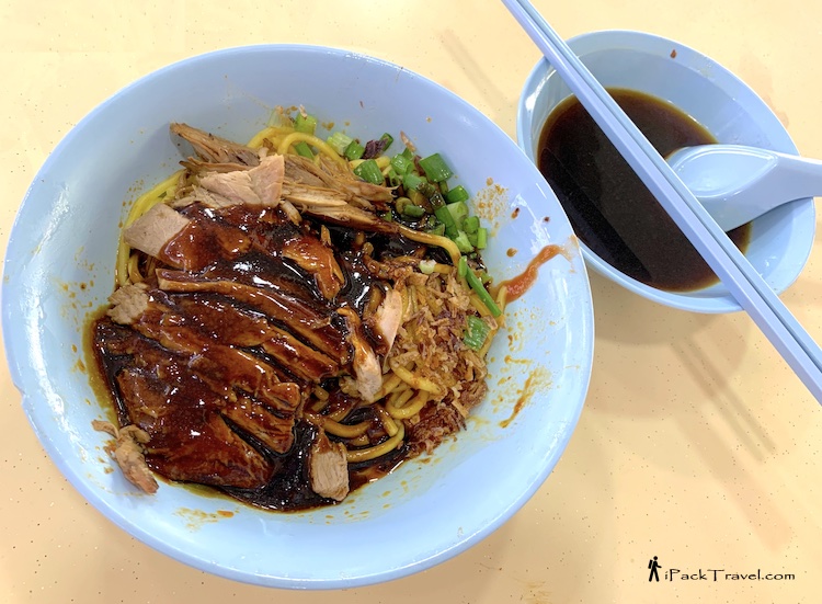 Ji Xiang Braised Duck (吉祥可口鸭饭.面.粿汁): Braised duck noodle