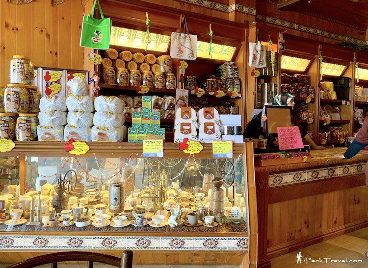 Sai Kee Kopi 434 Cafe (才记434咖啡): Retail Section