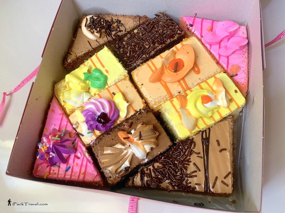 Lian Pang Cake & Confectionery (联邦蛋糕西点): Traditional wedding cakes x 10 pcs