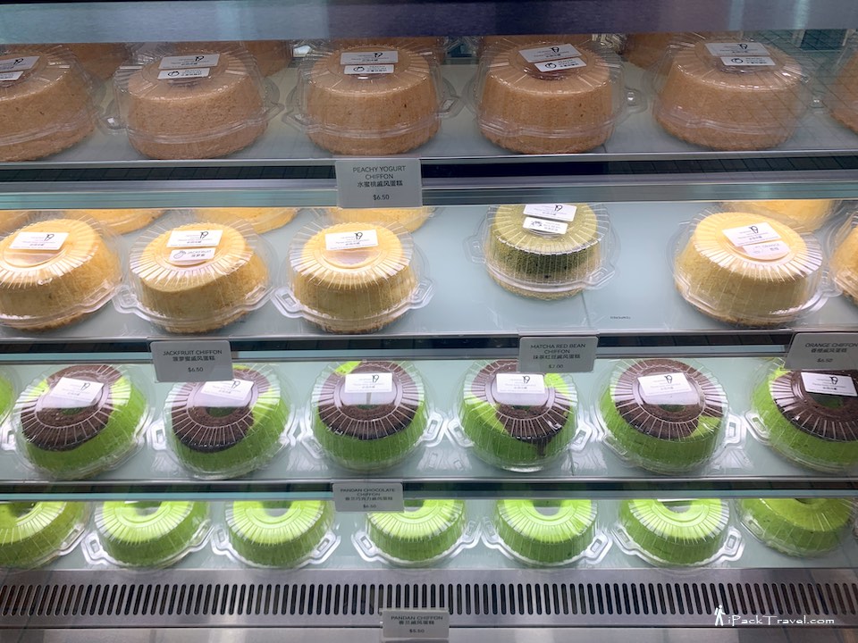 Nineteen Niche: Chiffon cakes on shelf