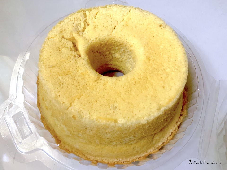 Nineteen Niche: Juicy Coconut Chiffon Cake (多汁椰丝戚风蛋糕)