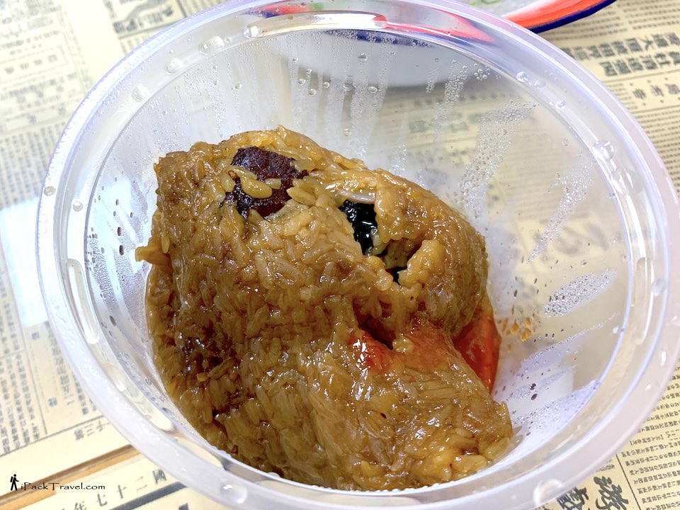 Old Quanzhou Mee Sua Soup (老泉州面线糊): Rice dumpling (肉粽)