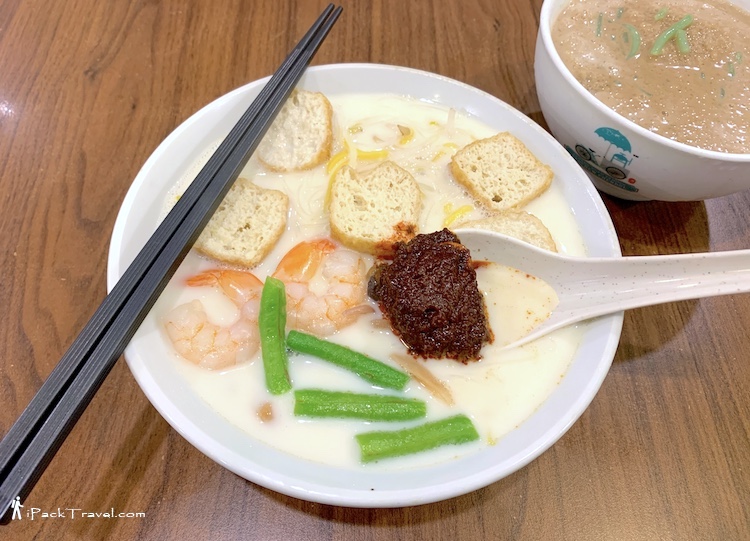 Penang Road Famous Teochew Chendul: Penang White Curry Mee
