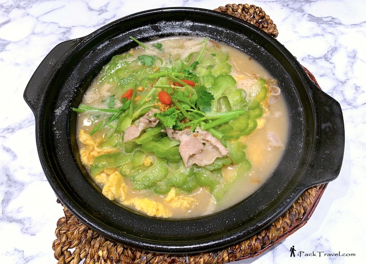 Tun Xiang Hokkien Delights (豚香福建馆): Bitter Gourd on Smooth Eggs (苦瓜滑蛋)