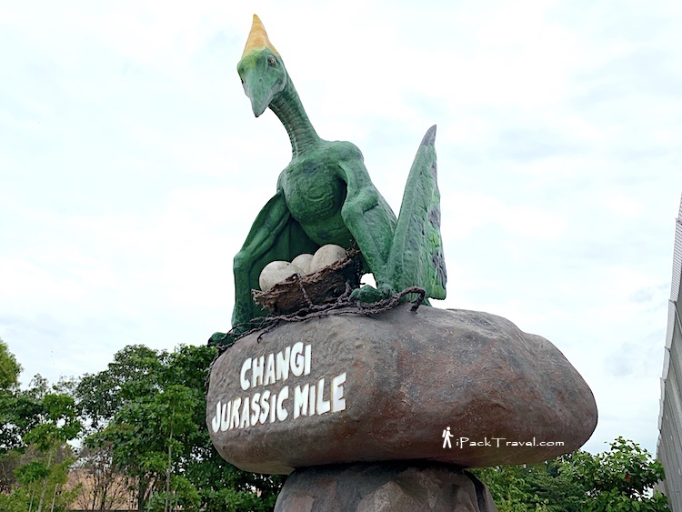 Changi Jurassic Mile: Pterodactyl at south entrance