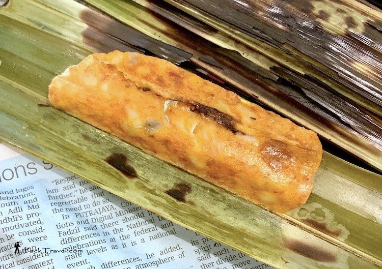 Otak-Otak Cheng Boi (阿梅麻坡乌达): Otak-Otak meat