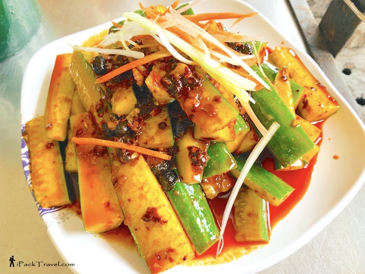 Dong Bei Cai Guan (东北菜馆): Cucumber Slices with Chilli (麻辣瓜条)
