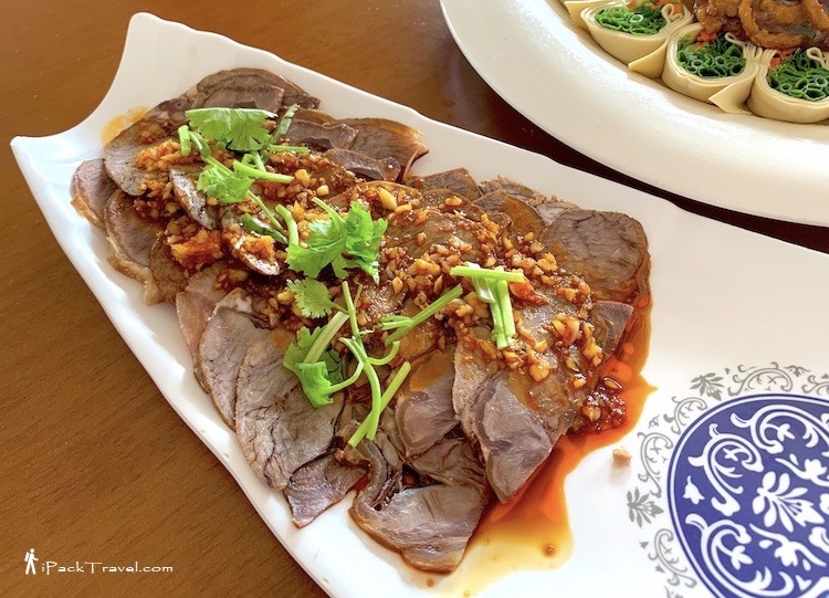 Dong Bei Cai Guan (东北菜馆): Braised Sauce Beef (酱牛肉)
