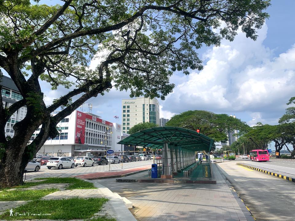 Johor Bahru Bus: Bus-stop near Tan Hiok Nee Heritage Walk