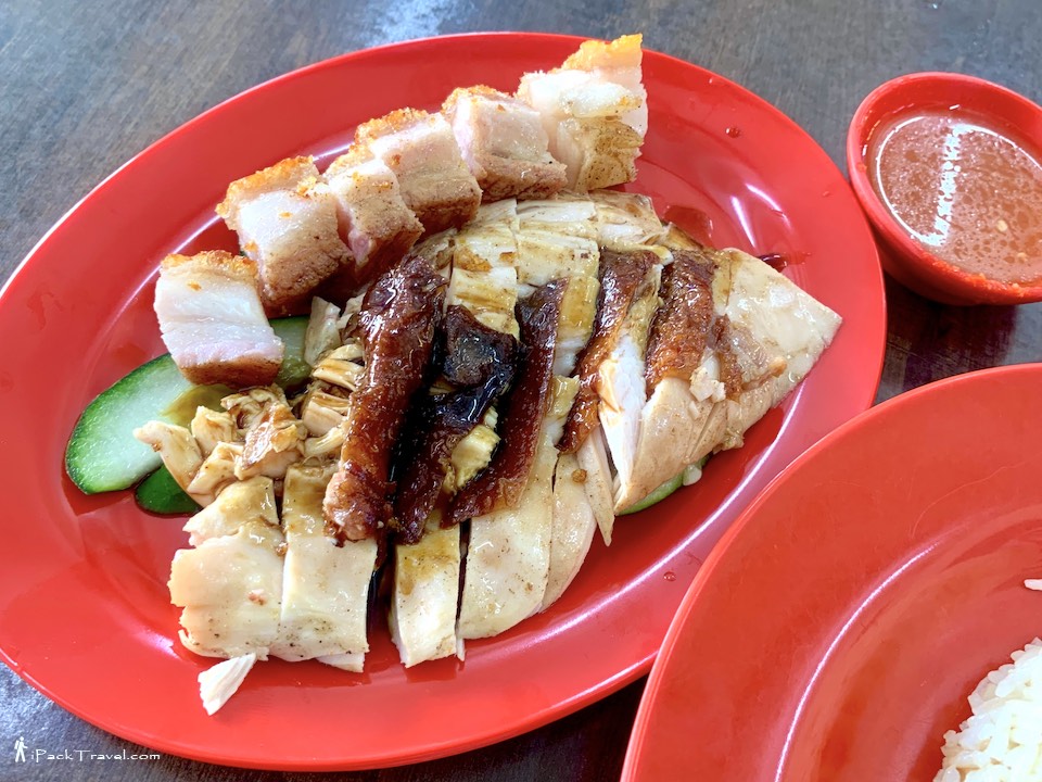 Heng Heng Hainanese Chicken Rice (兴兴烧腊海南鸡饭): Roasted chicken and roasted meat
