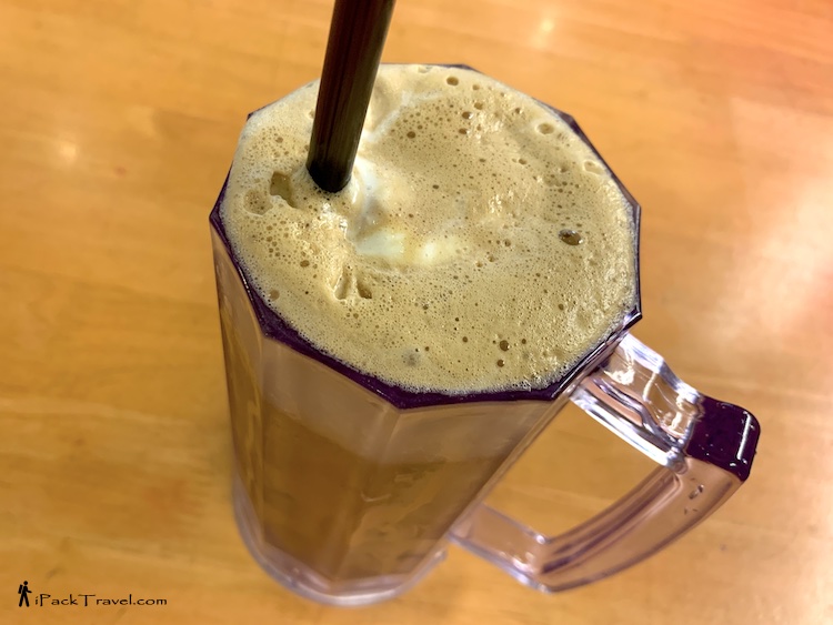 Laughing Canteen (啦枫食堂): Kopi Iced with Ice Cream (冰咖啡+冰淇淋)