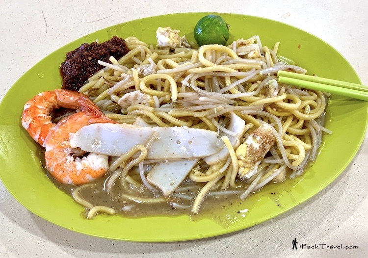 Long Sen Hokkien Prawn Mee & Fried Carrot Cake (朗胜福建虾面.菜头粿): Fried Hokkien Mee