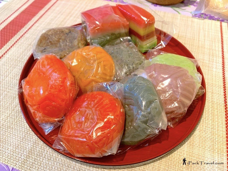 Sin Sin Foodstuff (新新包粿食品): Ang ku kuehs, 9-layer cakes, rice balls
