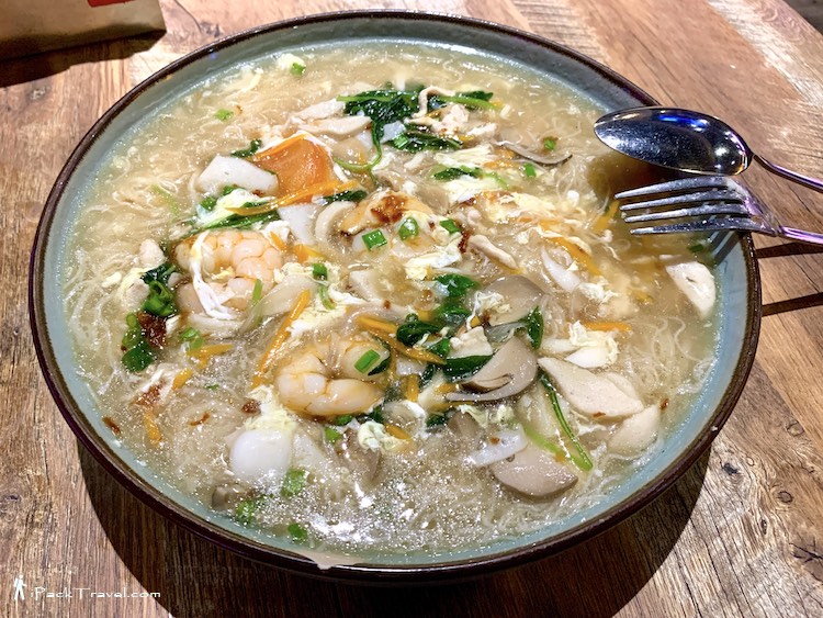 Tangkak Kopitiam (东甲咖啡店): Fried Xiang Di 