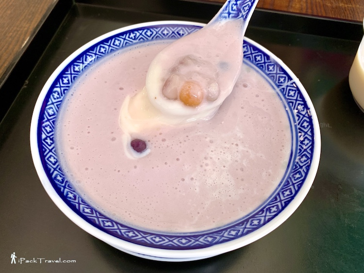 Yun Ji Desserts (芸记甜点): Hand Pounded Taro Paste & Sweet Potatoes Mochi (手捣芋泥麻薯)