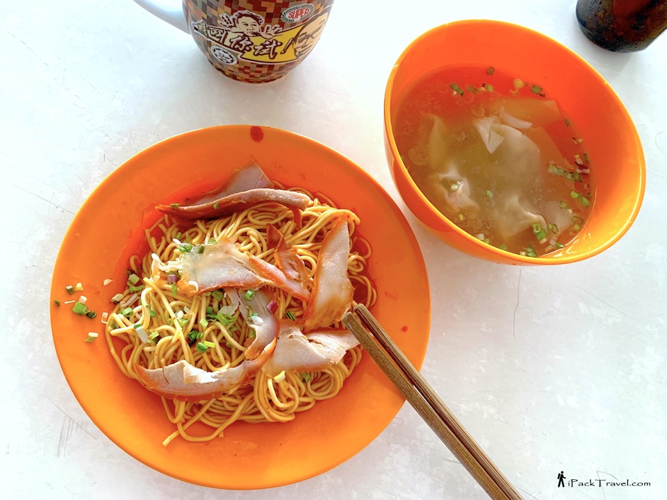 Ah Chuan Wanton Noodle (亚泉面店): Pontian-style wanton noodle