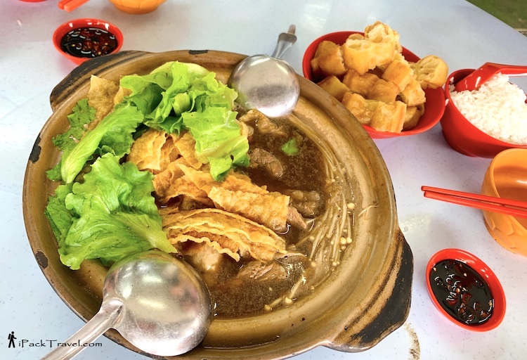 Tong Heng Bak Kut Teh (东兴肉骨茶):  Group-size bak kut teh
