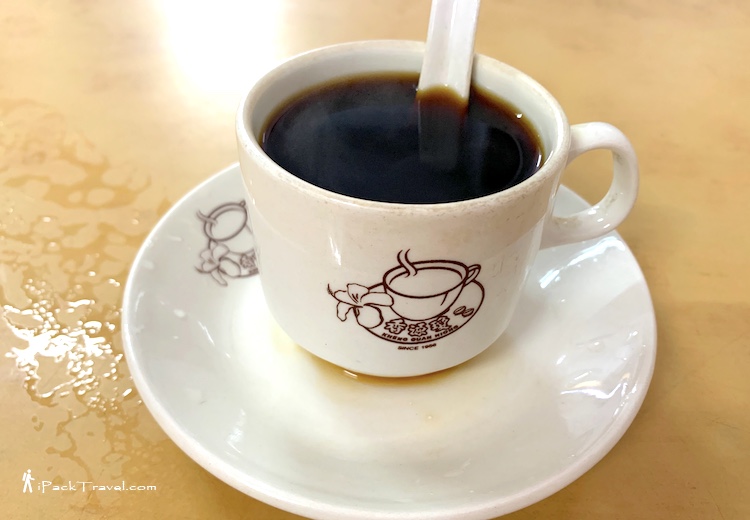 Kheng Guan Hiong (琼源香咖啡店): Kopi-O