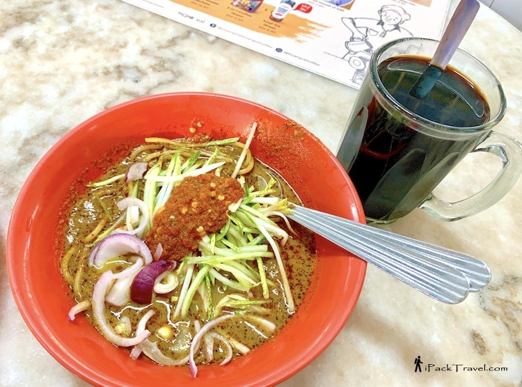 The Original Kluang Rail Coffee: Laksa Johor