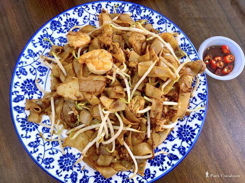 Kopi Sarawak (喜越茶室): Kuching Fried Kueh Teow (古晋炒粿条)