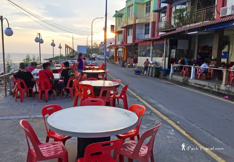 Pontian Do: Dine at Seaside Seafood Restaurants