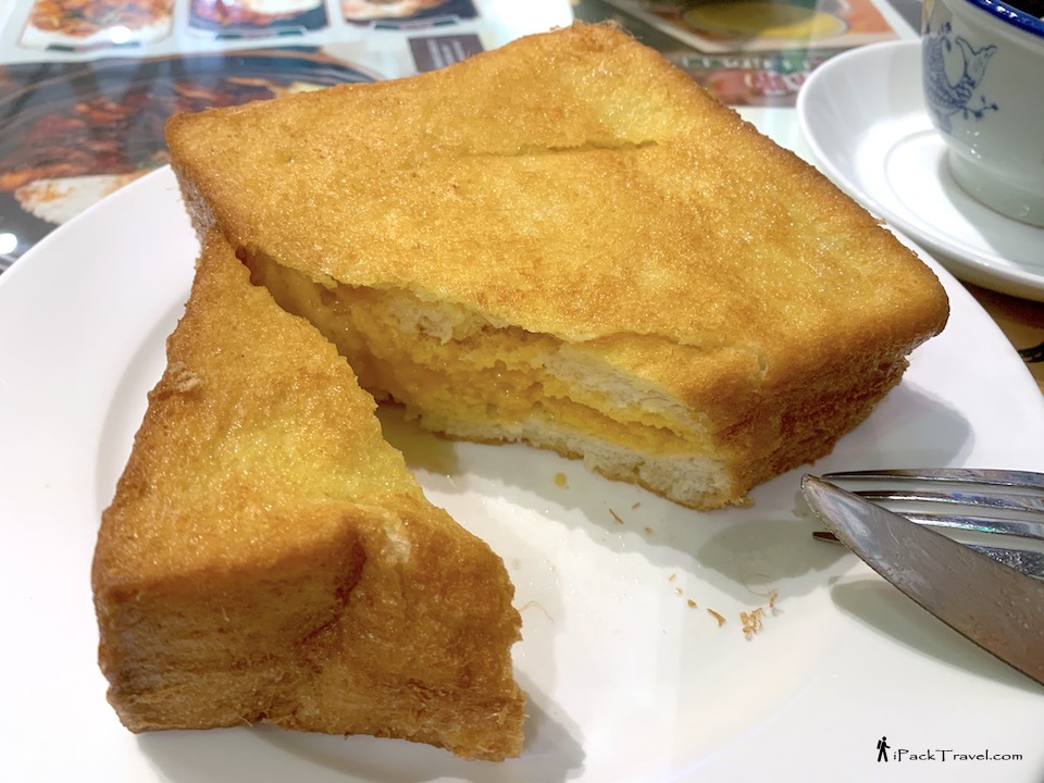 Kafe Sek Tong (深夜食糖): Salted Egg Toasts (咸湿咸蛋西多士)