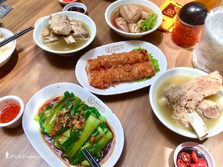 Song Fa Bak Kut Teh (松发肉骨茶): Pork ribs soup with more dishes