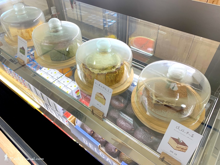 Yearn Cafe: Homemade cakes in the shelf